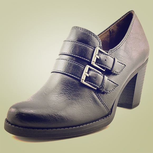 Shoes - Naturalsoul women’s cool booties